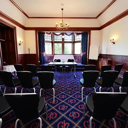 Glynhill Hotel & Spa Near Glasgow Airport 
