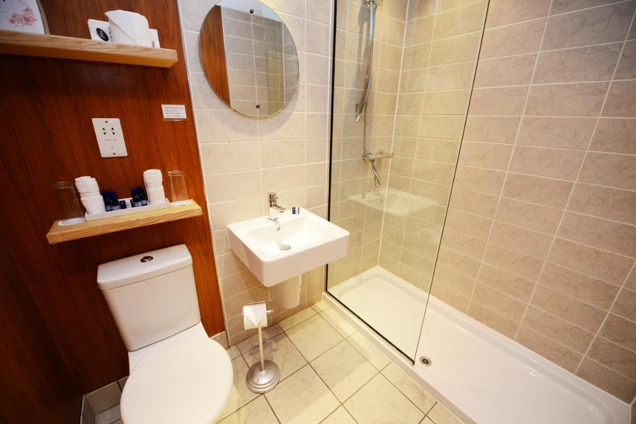 Glynhill & Near Airport Glasgow